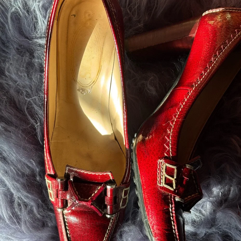 Tod's Burgundy Leather Women's Loafers - Picture 5 of 8